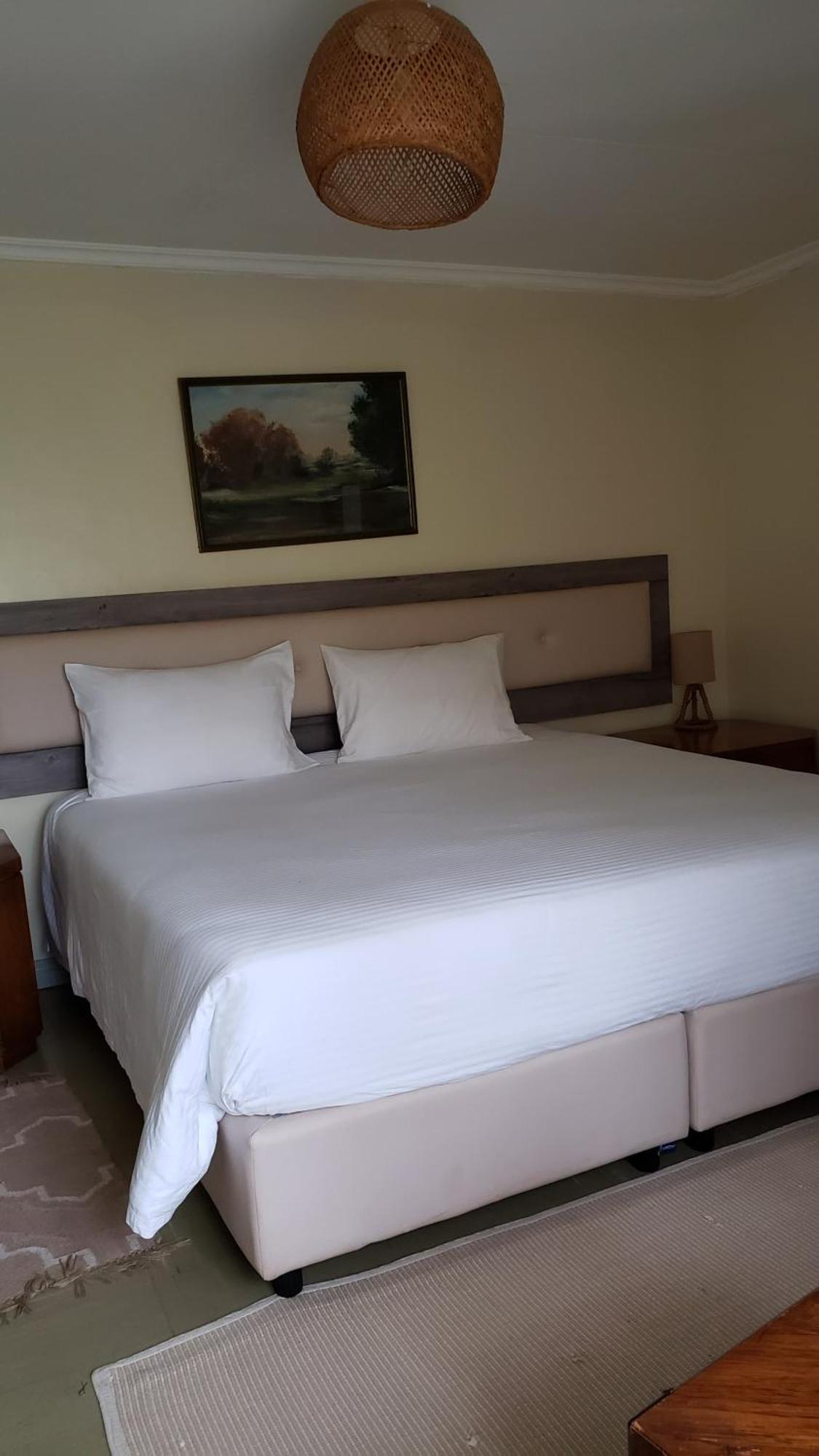 Отель Zereniti House Muyaka Экстерьер фото