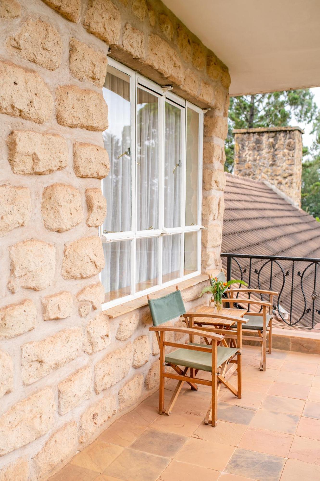 Отель Zereniti House Muyaka Экстерьер фото