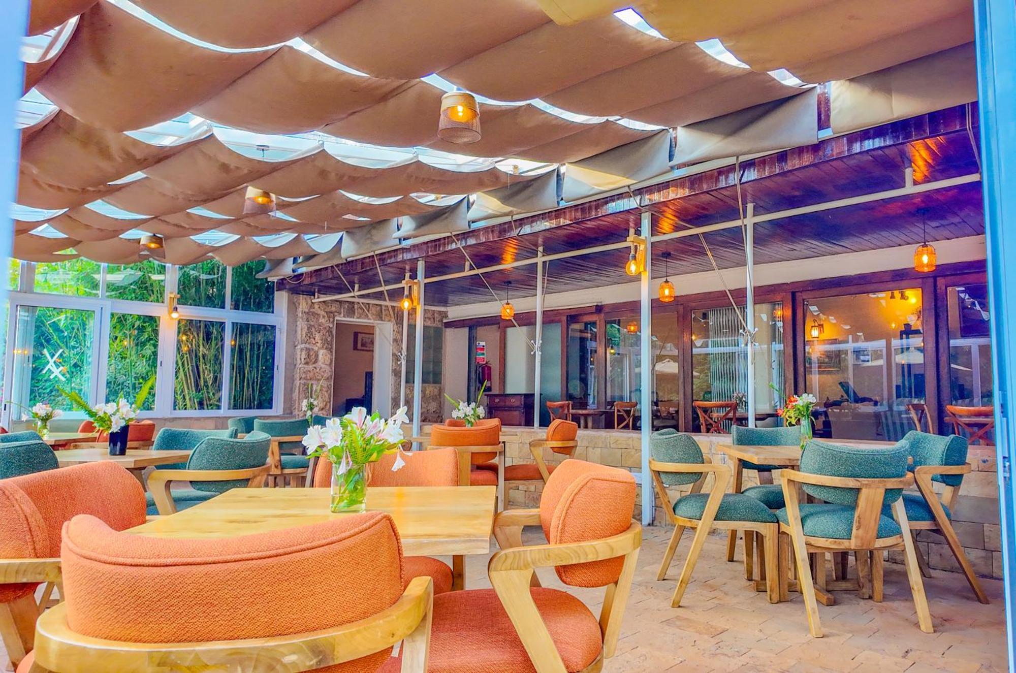 Отель Zereniti House Muyaka Экстерьер фото